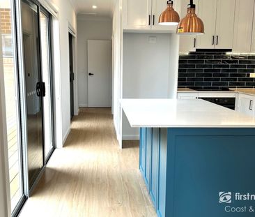 Free Standing Secluded Cottage - Photo 5