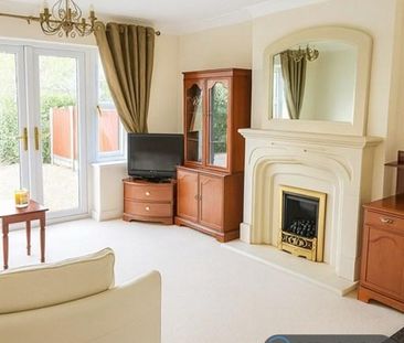 5 bedroom detached house to rent - Photo 1