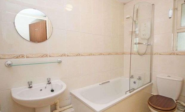 Sycamore Close, Heavitree - Spacious And Well Presented Ground Floor Flat, EX1 - Photo 1