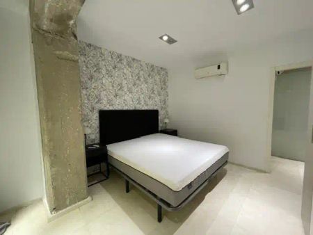 Piso de alquiler en Carrer Portugal, Ensanche - Diputación - Photo 2