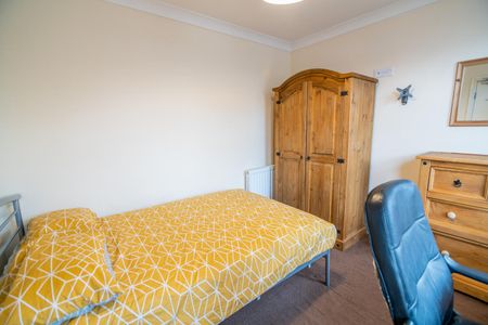 22 Abbotsford Road - Photo 4