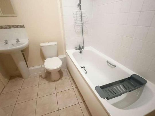 Aynscombe Angle, Orpington, Kent, BR6 - Photo 1