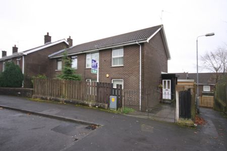 13 Glencolin Drive, Glen Road, Belfast, BT11 8PA - Photo 4