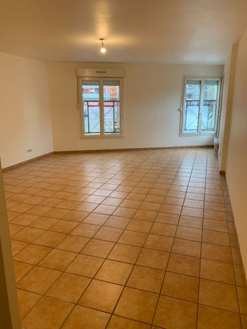 Location Appartement 1 pièce 43m² - Photo 5