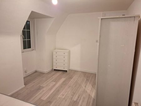 2 Bed Flat, Vauxhall/Oval, SW8 - Photo 4