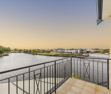 Unit 6, 151 Grindleford Drive, Stirling, WA - Photo 1