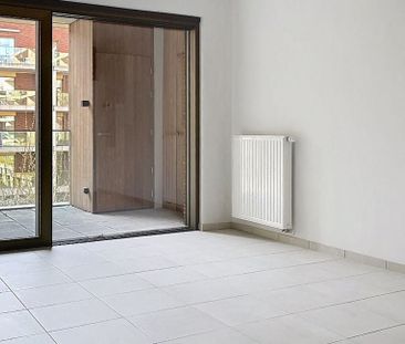 Serviceflat te huur in Hasselt voor € 800 met 1 slaapkamer - Photo 2
