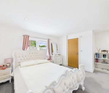 Britwell Road, Burnham, Bucks,SL1 - Photo 6