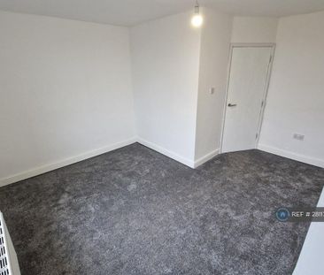 4 bedroom terraced house to rent - Photo 1