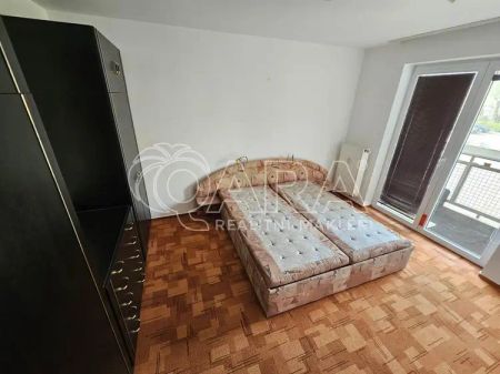 Pronájem moderního bytu 2+1 v Ústí nad Orlicí s garáží - Photo 3