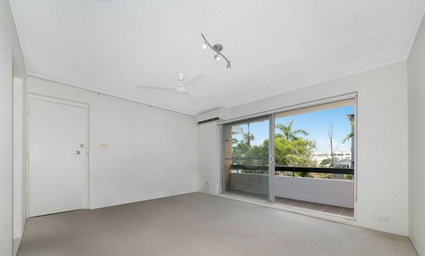 16/23 Gregory Street, NORTH WARD - Photo 1