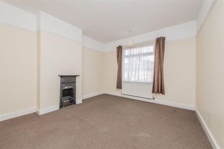 3 bed House To Let - Photo 3