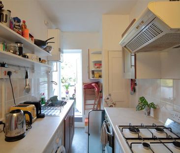 Studio to rent - Photo 6