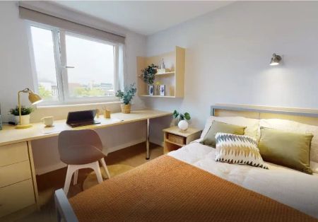 2 Bed Apartment - Photo 5