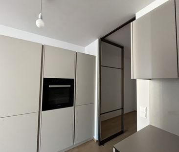 ERSTBEZUG nach Sanierung Modernes 1 Zimmer Apartment mit Freifläche... - Foto 4