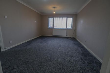 Walkers Heath Road, Birmingham - Photo 2