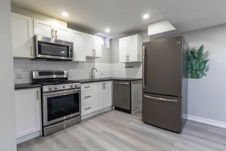 For Lease - 104 Port Arthur Crescent Unit# Bsmt, Richmond Hill, Ontario - Photo 2