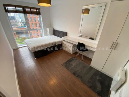 3 bedroom apartment to rent - Photo 3