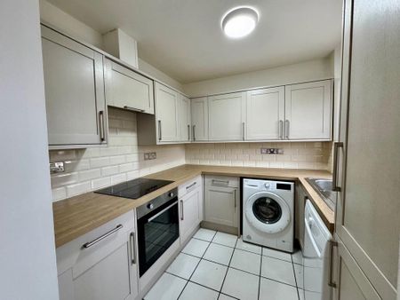 2 bedroom apartment to rent - Photo 5