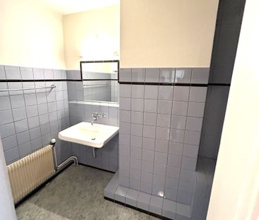 Charmante 5.5-Zimmer-Dachwohnung in St. Gallen – Altbau mit Balkon - Photo 4