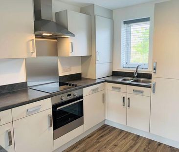 2 bedroom end of terrace house to rent - Photo 1