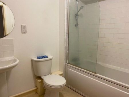 2 bedroom apartment to rent - Photo 5