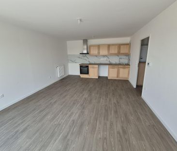 location Appartement T3 DE 63.71m² À ARMENTIERES - Photo 4