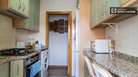 madrid, Community of Madrid 28019 - Photo 5