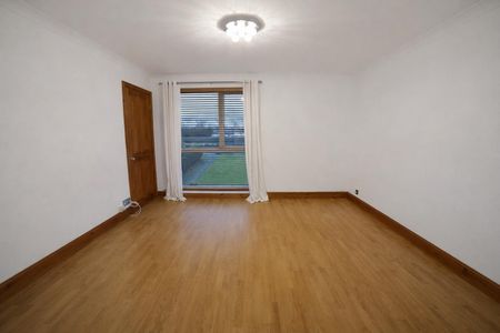 2 bedroom Flat To Let Total Size: 581 SQ FT - Photo 3