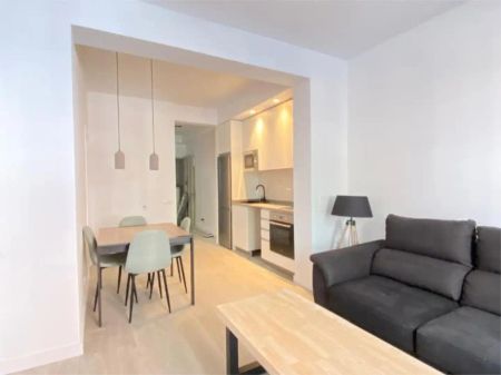 Piso de alquiler en Calle de Ríos Rosas, 4, Ríos Rosas - Nuevos Ministerios - Foto 2