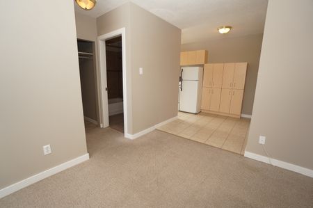 Rosario Apartments - Photo 5