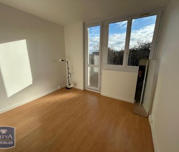 Location Appartement 3 pièces 52m² NOISY LE GRAND 93160 - Photo 2