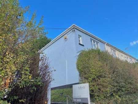 2 bedroom terraced house to rent - Photo 4