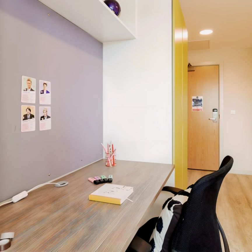 Gold En Suite - Photo 1