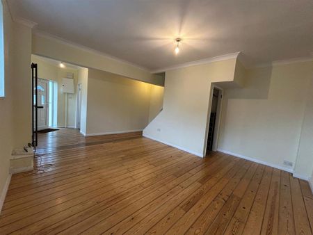 2 bedroom terraced house to rent - Photo 2