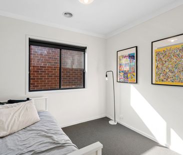 Easy Living, Convenient Locale - Photo 6