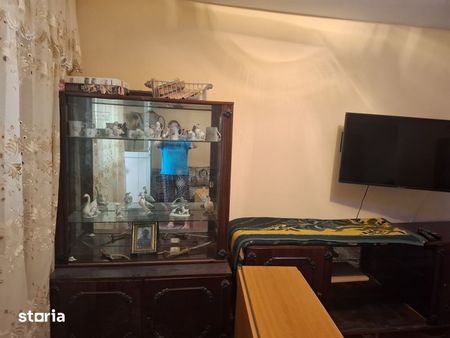 Apartment de inchiriat in zona portului langa facultatea de medicina - Fotografie 5