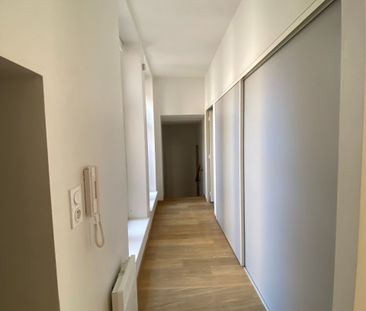 A LOUER SUPERBE APPARTEMENT TYPE 3 CŒUR DU CENTRE-VILLE DE TROYES - Photo 1