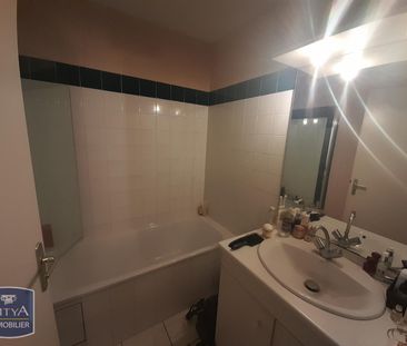 Location Appartement 2 pièces 45m² AGEN 47000 - Photo 4