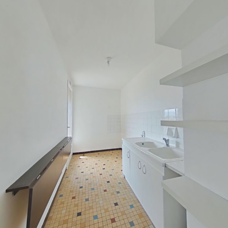 Location Appartement 2 pièces 36m² ROMANS SUR ISERE 26100 - Photo 1