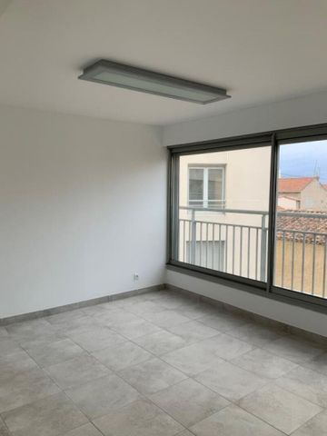 Appartement 4 pièces 89m2 MARSEILLE 14EME 1 105 euros - Photo 5