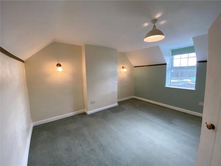 2 bedroom terraced house to rent - Photo 5