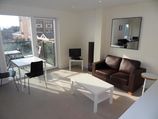 1 bedroom flat to rent - Photo 1