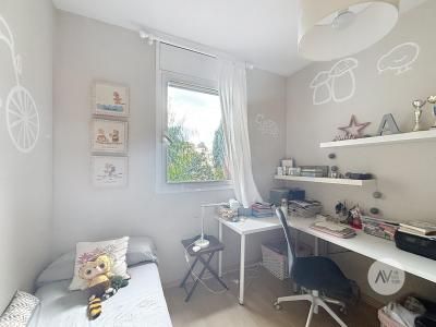 Apartment - Sant Just Desvern (Centre) - Photo 5