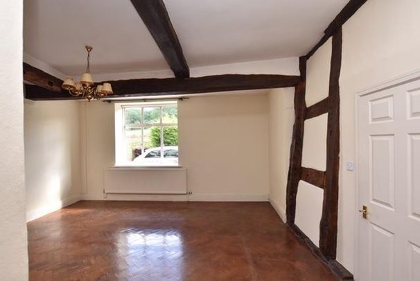 5 bedroom detached house to rent - Photo 1