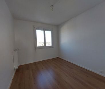 Location Appartement 3 pièces 66m² CANTELEU 76380 - Photo 1