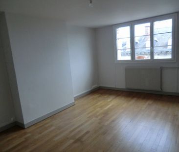 Location Appartement 4 pièces 86m² LIMOGES 87000 - Photo 3