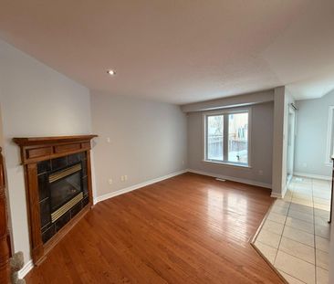 For Lease - 21 Cresthaven Drive, Barrhaven, Ontario - Photo 4