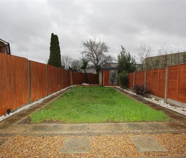 3 bedroom terraced house to rent - Photo 4