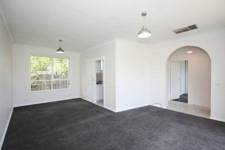 2/1 Asquith Street, Kew - Photo 4